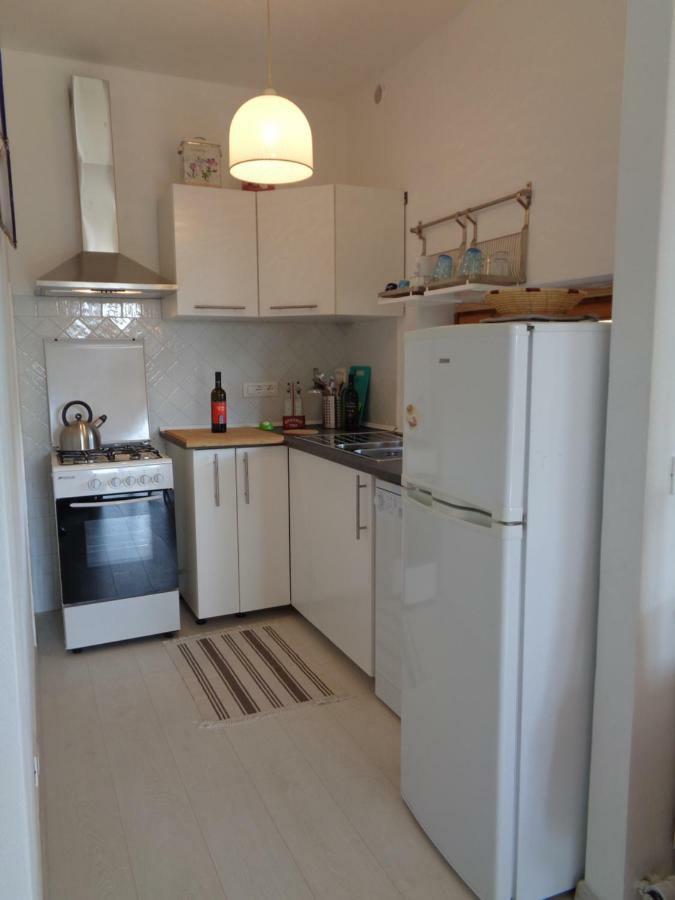 奎尔西亚内拉La Casa Di Nina公寓 外观 照片